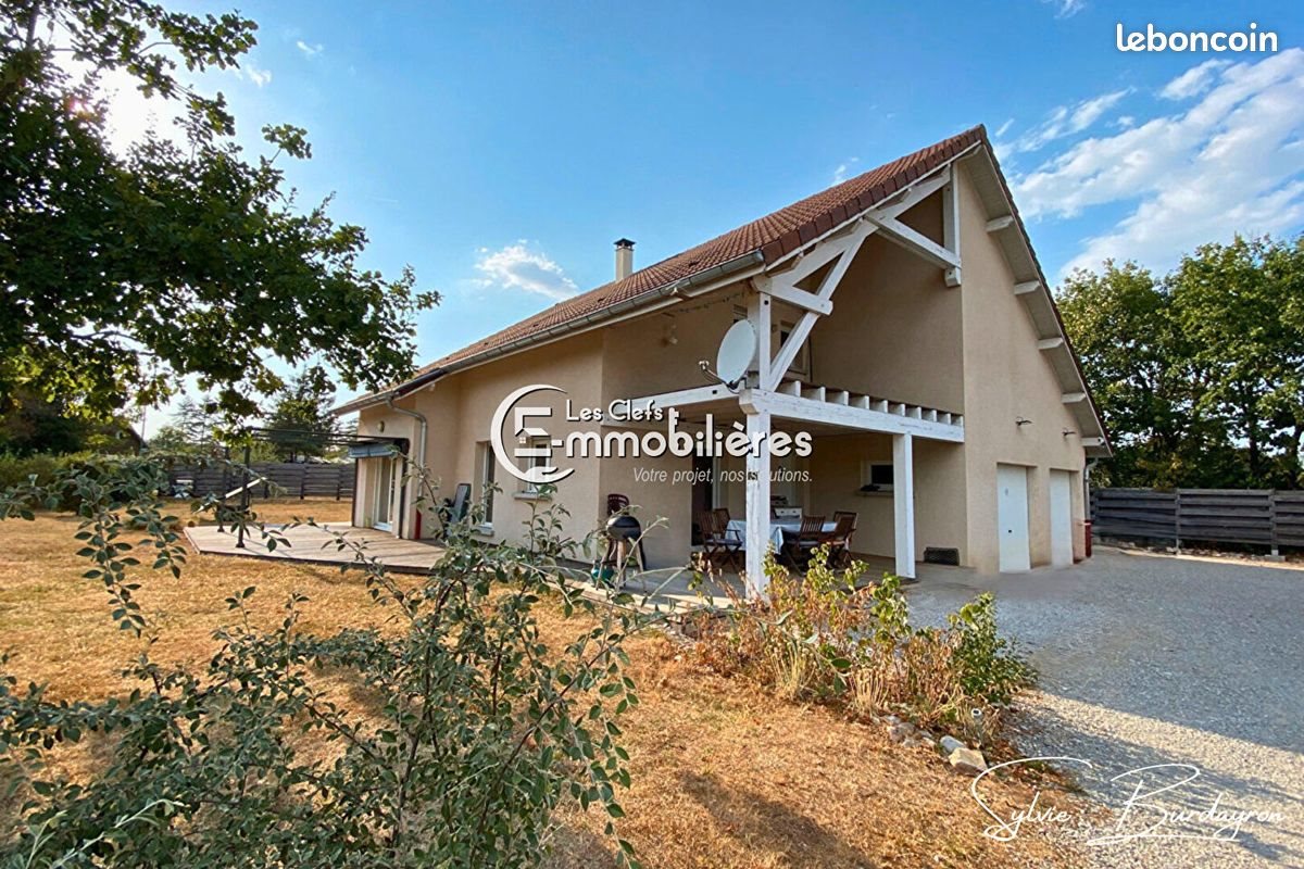 Maison à vendre, 158m², Orgelet