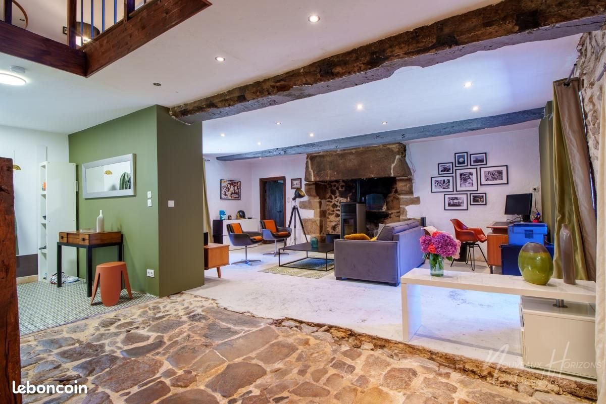 Maison à vendre, 208m², Saint-Laurent-sur-Gorre
