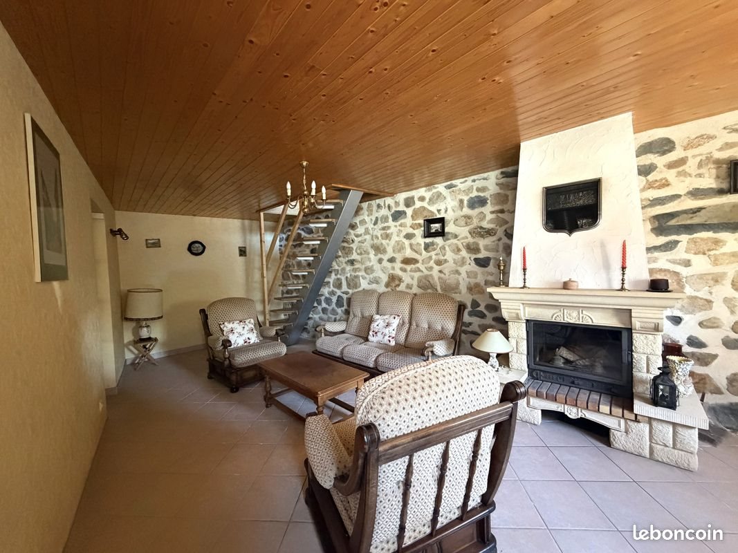 Maison à vendre, 68m², Saint-Julien-Chapteuil
