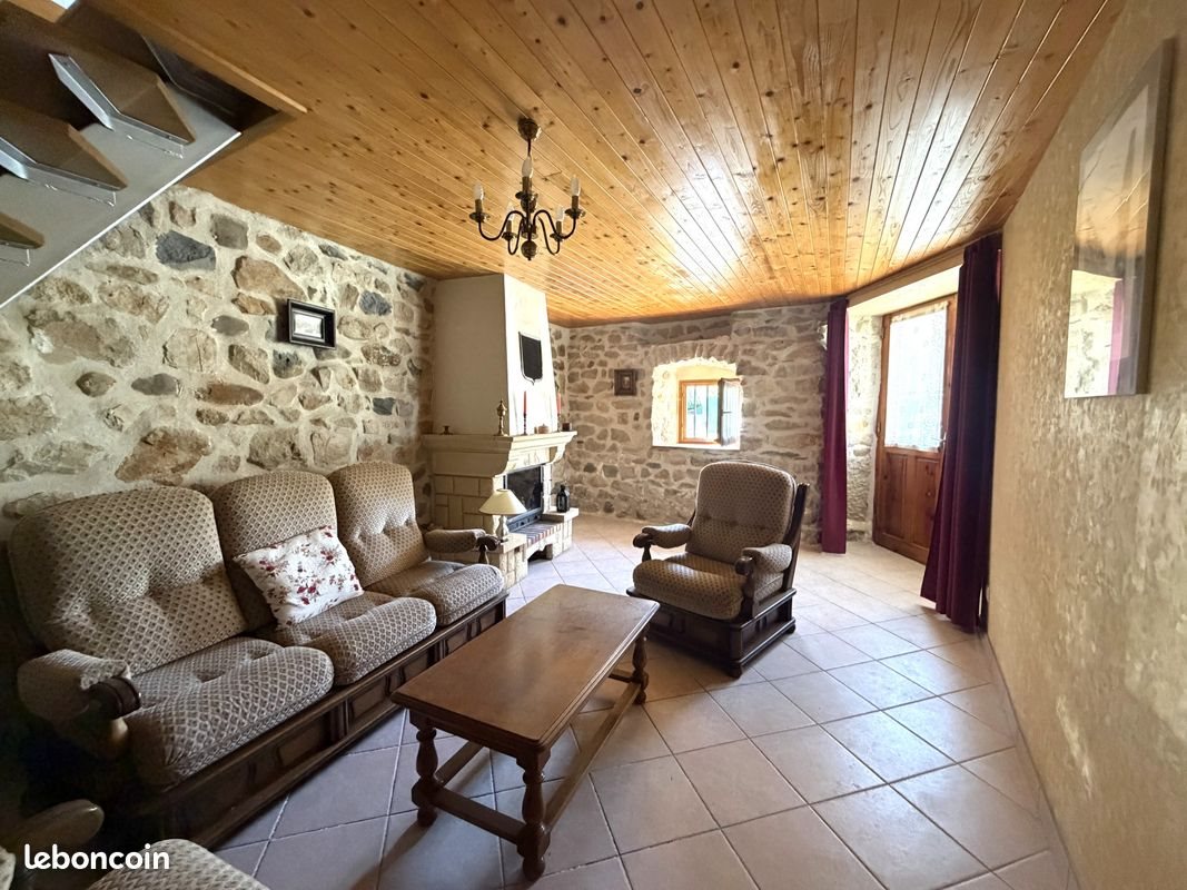 Maison à vendre, 68m², Saint-Julien-Chapteuil