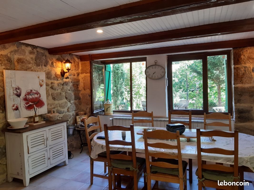 Maison à vendre, 182m², Mayres