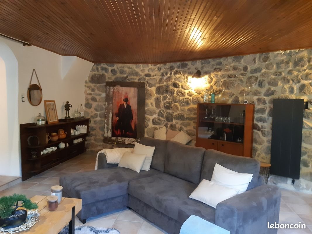 Maison à vendre, 182m², Mayres