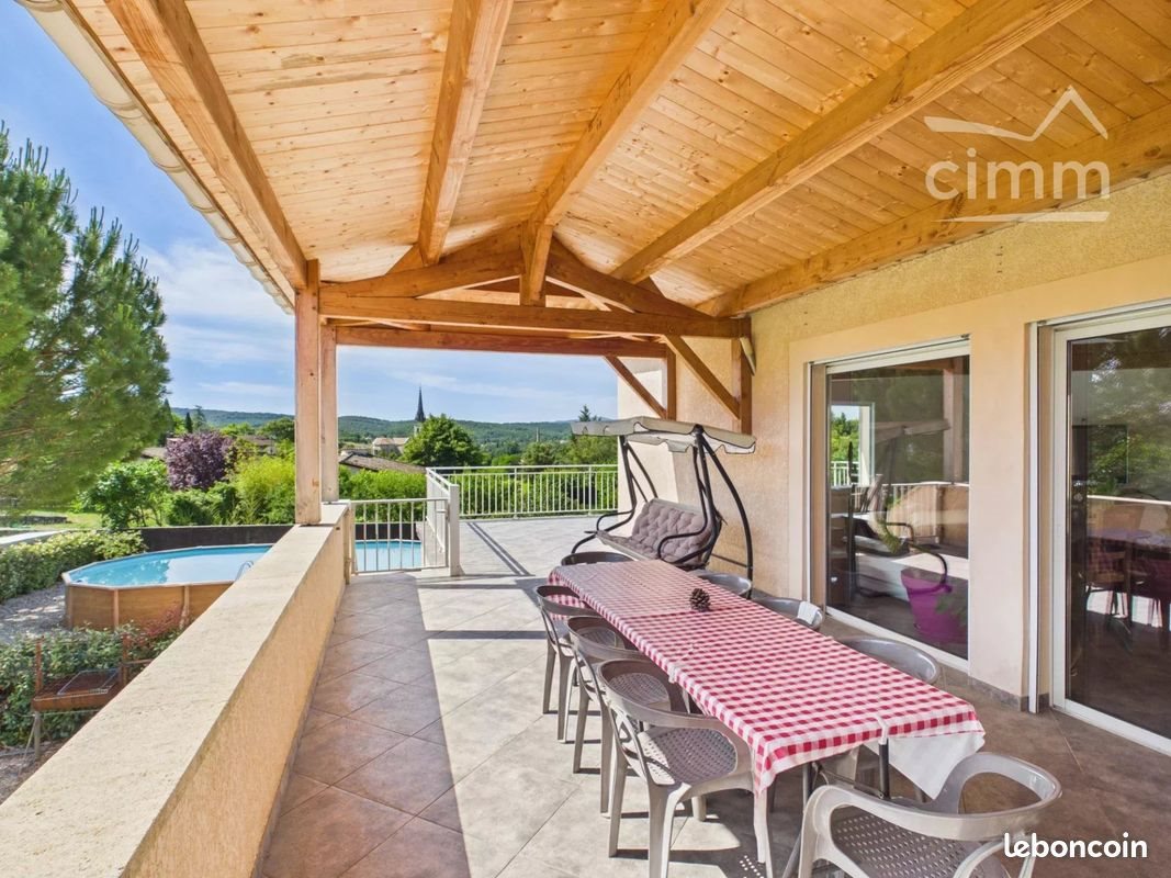 Maison à vendre, 318m², Chauzon