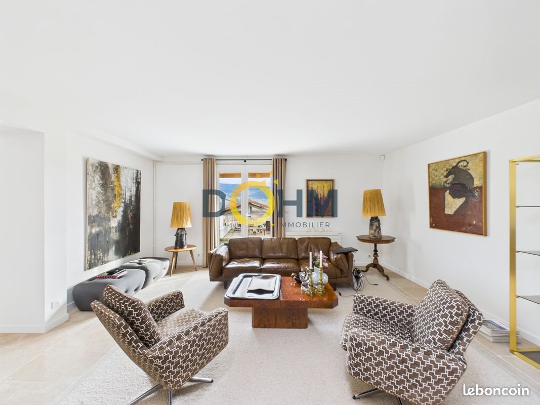 Maison à vendre, 283m², Saint-Ferréol-des-Côtes
