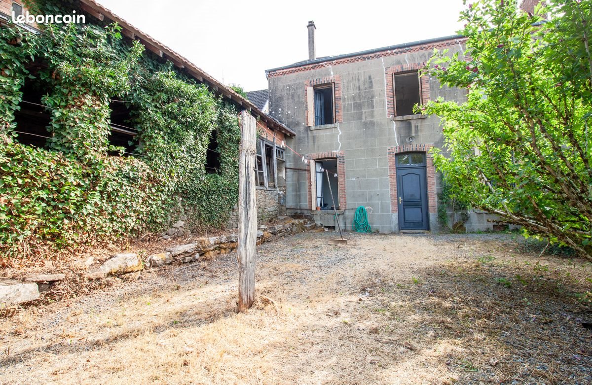 Maison à vendre, 210m², Saint-Georges-la-Pouge