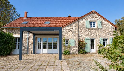 Maison 5 pièces 134 m² · à Savennes · 134 m² · 149 000 €