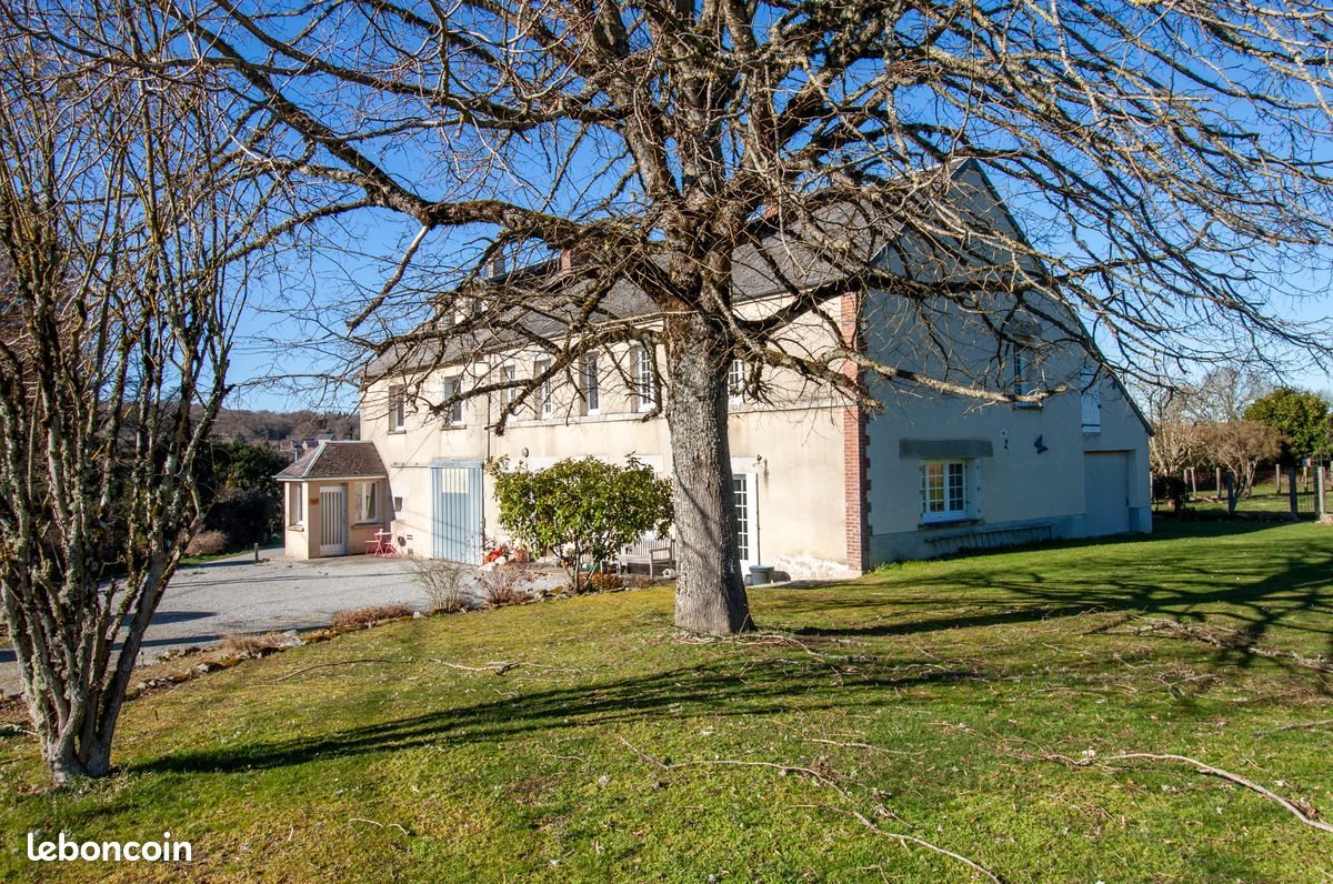 Maison à vendre, 260m², Saint-Yrieix-les-Bois