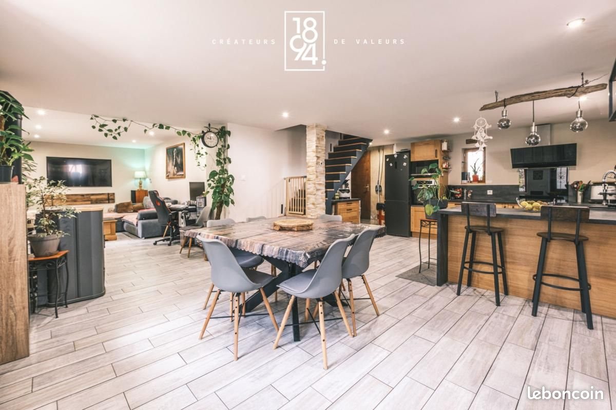 Maison à vendre, 122m², Virignin