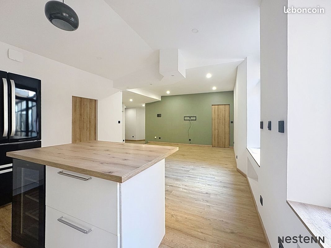 Appartement à louer, 99m², Saint-Etienne
