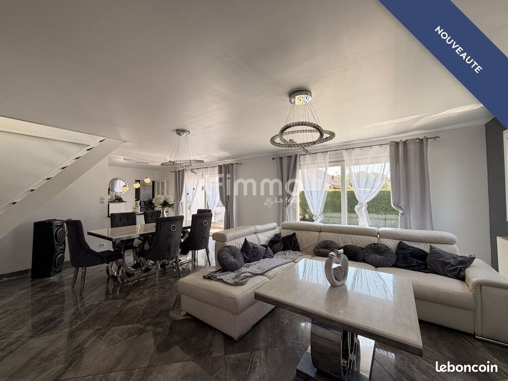 Maison à vendre, 1m², Crespin