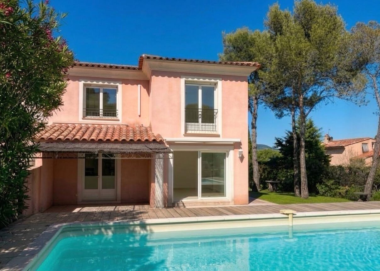 Maison à vendre, 104m², Fréjus