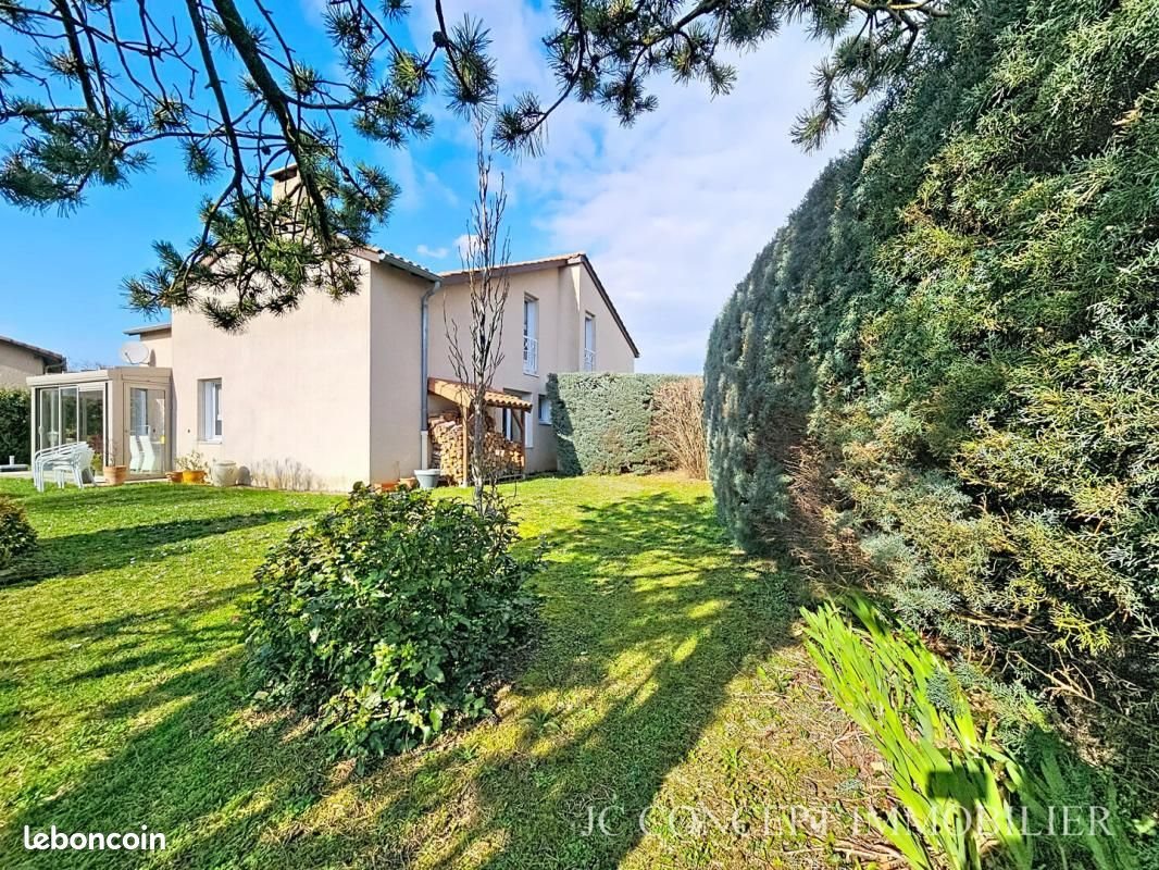 Maison à vendre, 165m², Charnay-lès-Mâcon