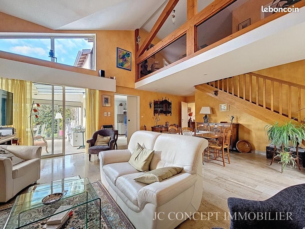 Maison à vendre, 165m², Charnay-lès-Mâcon