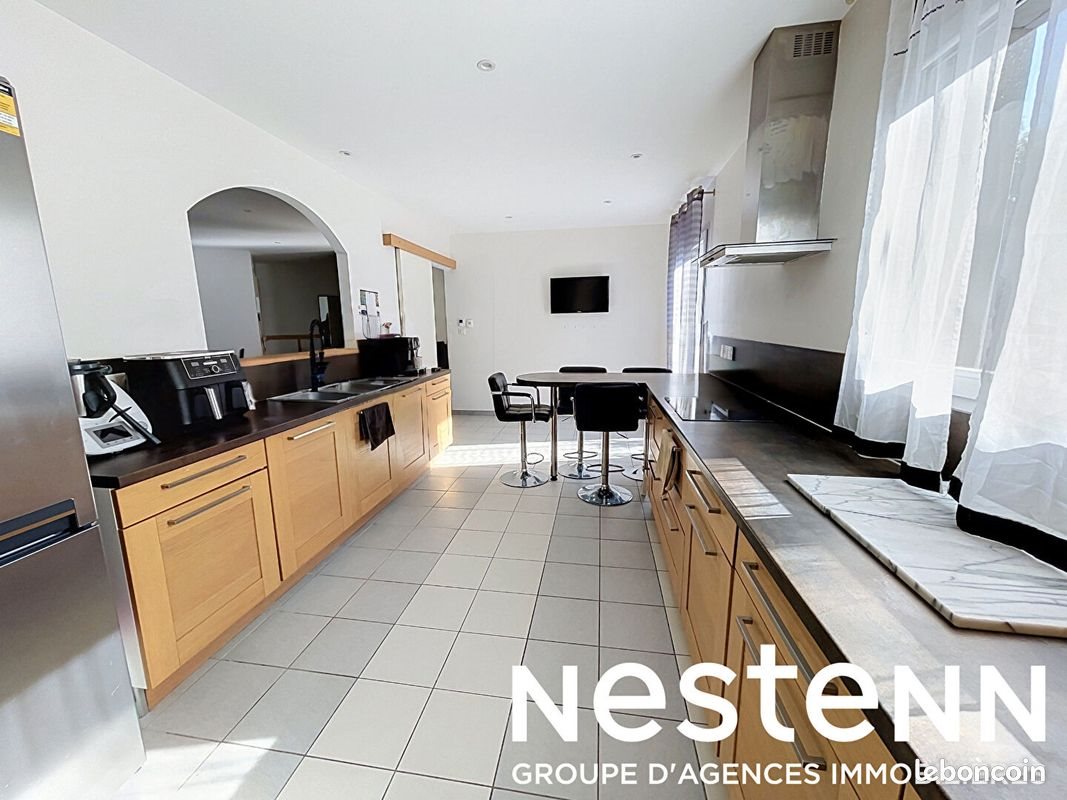 Maison à vendre, 135m², Mâcon