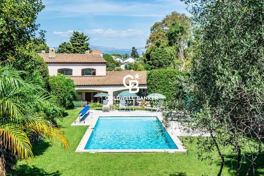 Maison 9 pièces 280 m² · à Antibes · 280 m² · 3 050 000 €