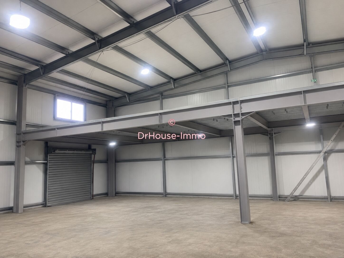 Maison à vendre, 982m², Bellegarde