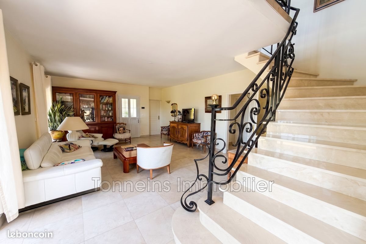 Maison à vendre, 182m², Birac-sur-Trec