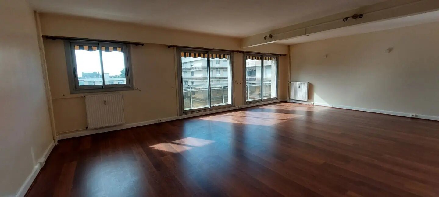 Appartement à louer, 99m², Compiègne