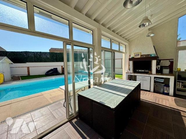 Maison à vendre, 150m², Villeneuve-de-la-Raho