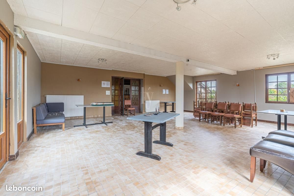 Maison à vendre, 360m², Saint-Germain-les-Belles