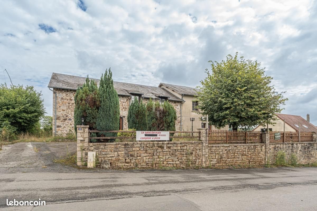 Maison à vendre, 360m², Saint-Germain-les-Belles