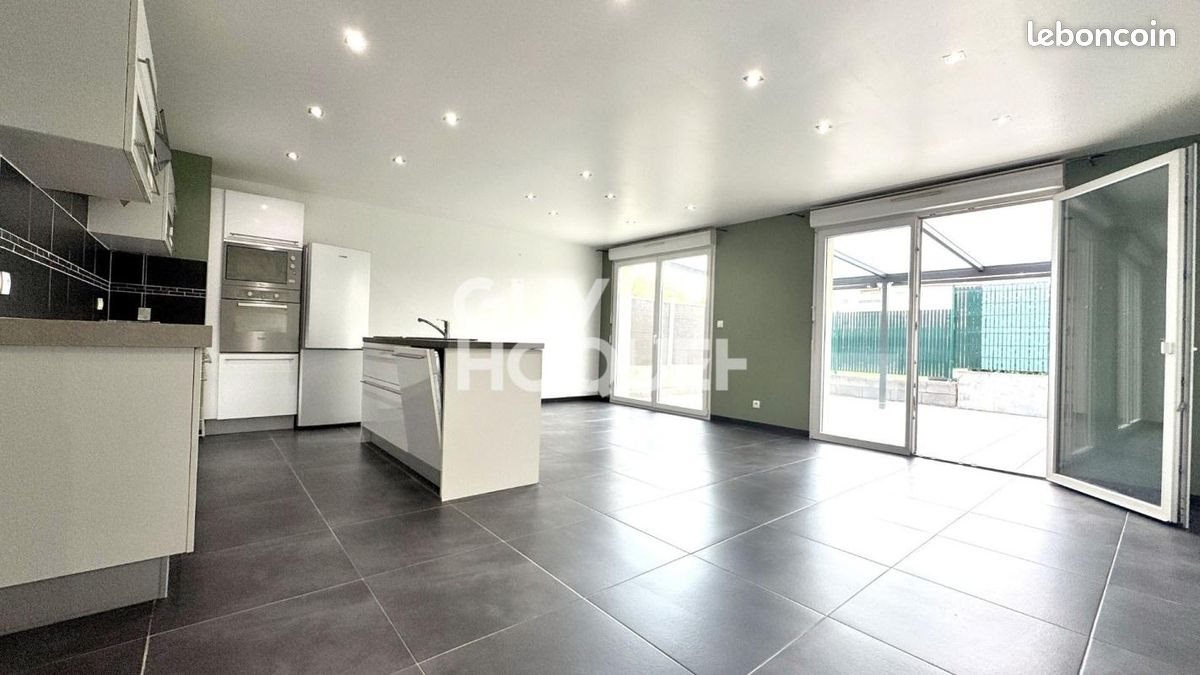 Maison à vendre, 129m², Roussy-le-Village