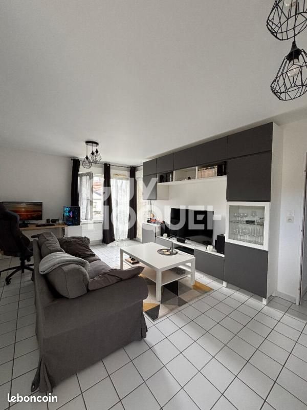 Appartement à louer, 70m², Troyes