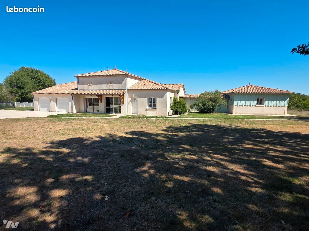 Maison à vendre, 227m², Bouglon
