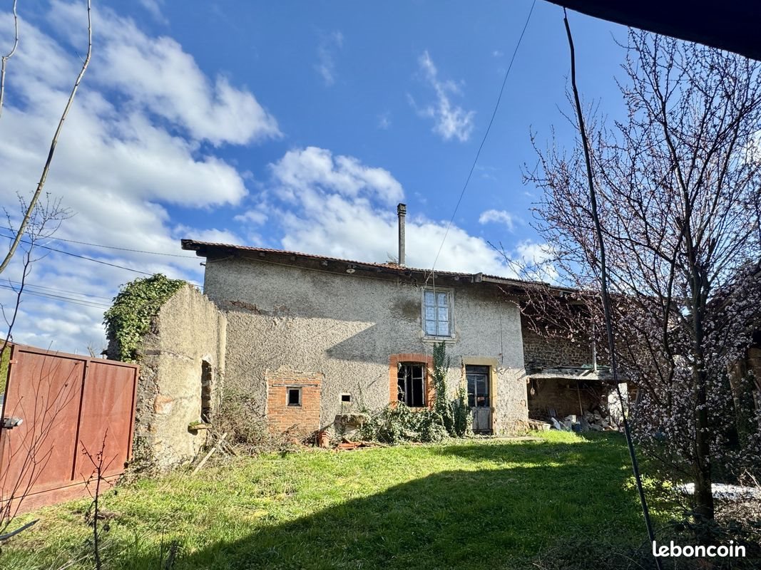 Maison à vendre, 150m², Saint-Victor-sur-Rhins