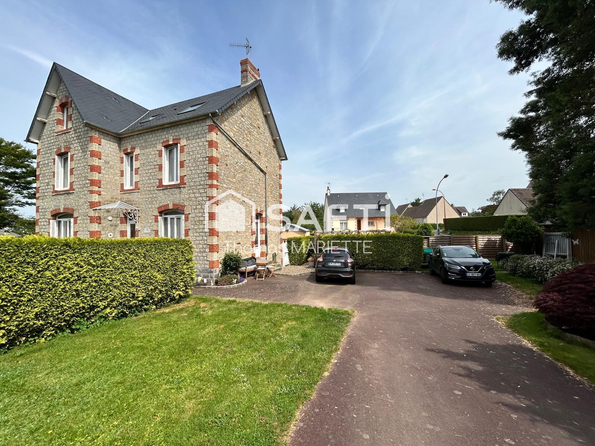 Maison à vendre, 195m², Barenton