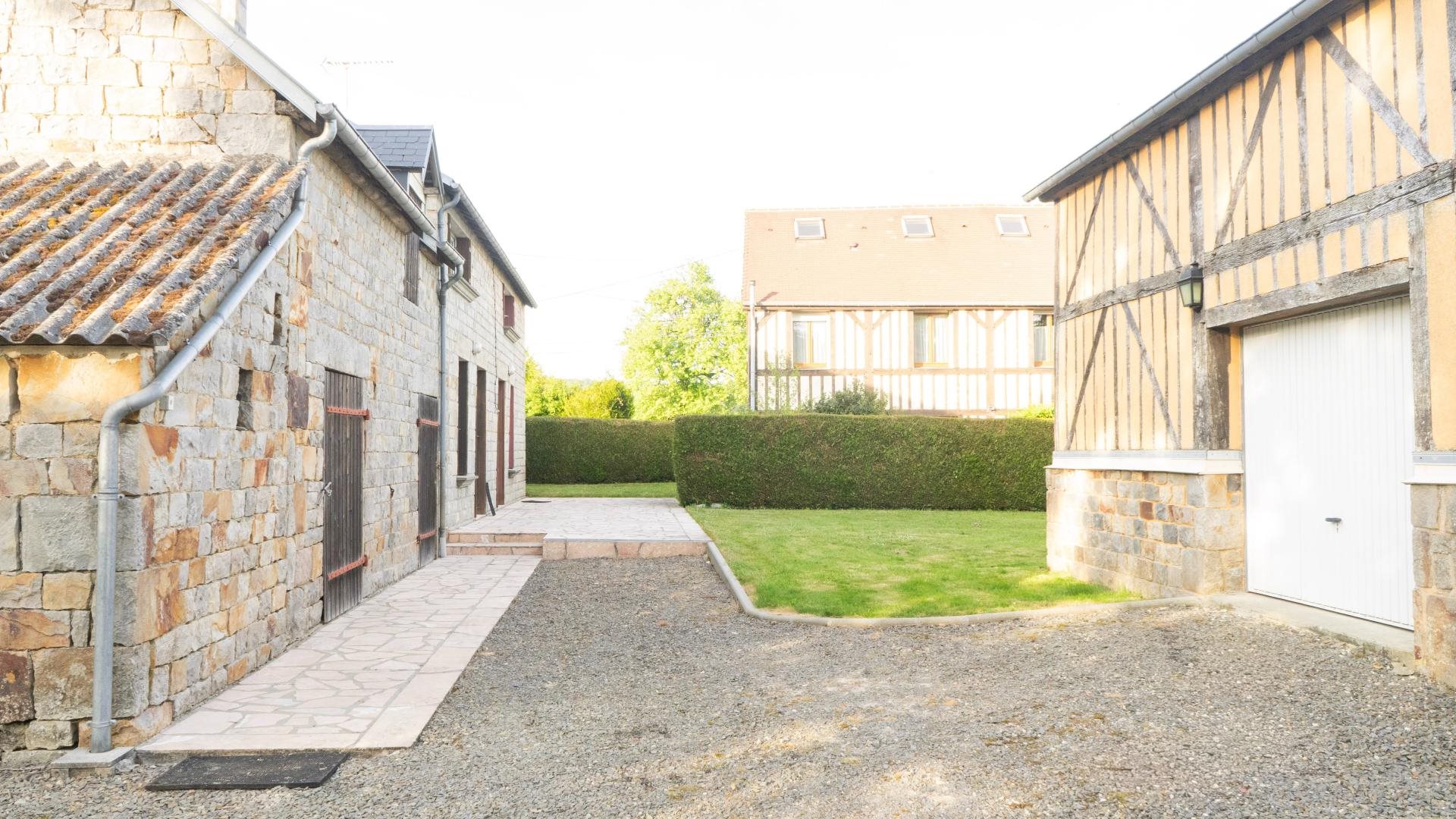 Maison à vendre, 78m², Saint-Georges-de-Rouelley