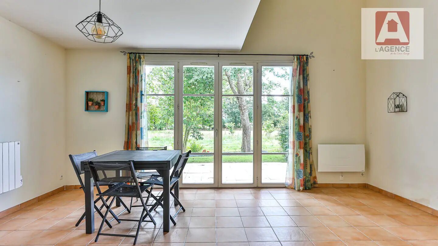 Maison à louer, 68m², Coëx