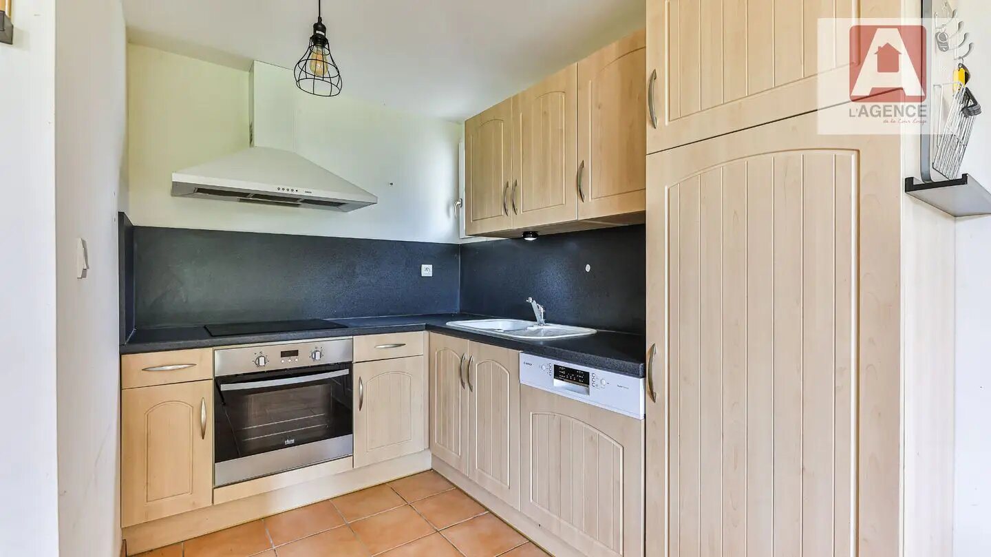 Maison à louer, 68m², Coëx