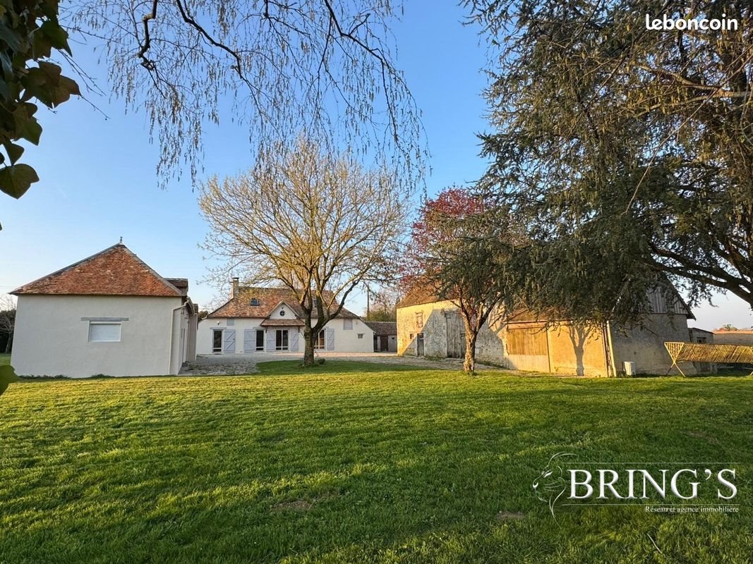 Maison à vendre, 161m², Mamers