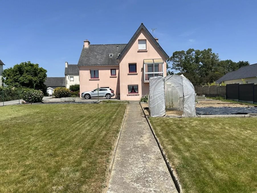 Maison à vendre, 175m², Saint-Hervé