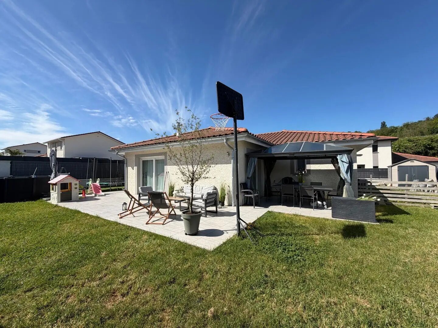 Maison à vendre, 117m², Nivolas-Vermelle