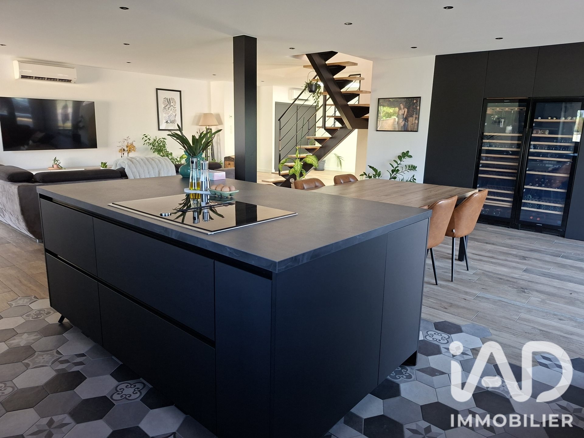 Maison à vendre, 206m², Neuville-de-Poitou