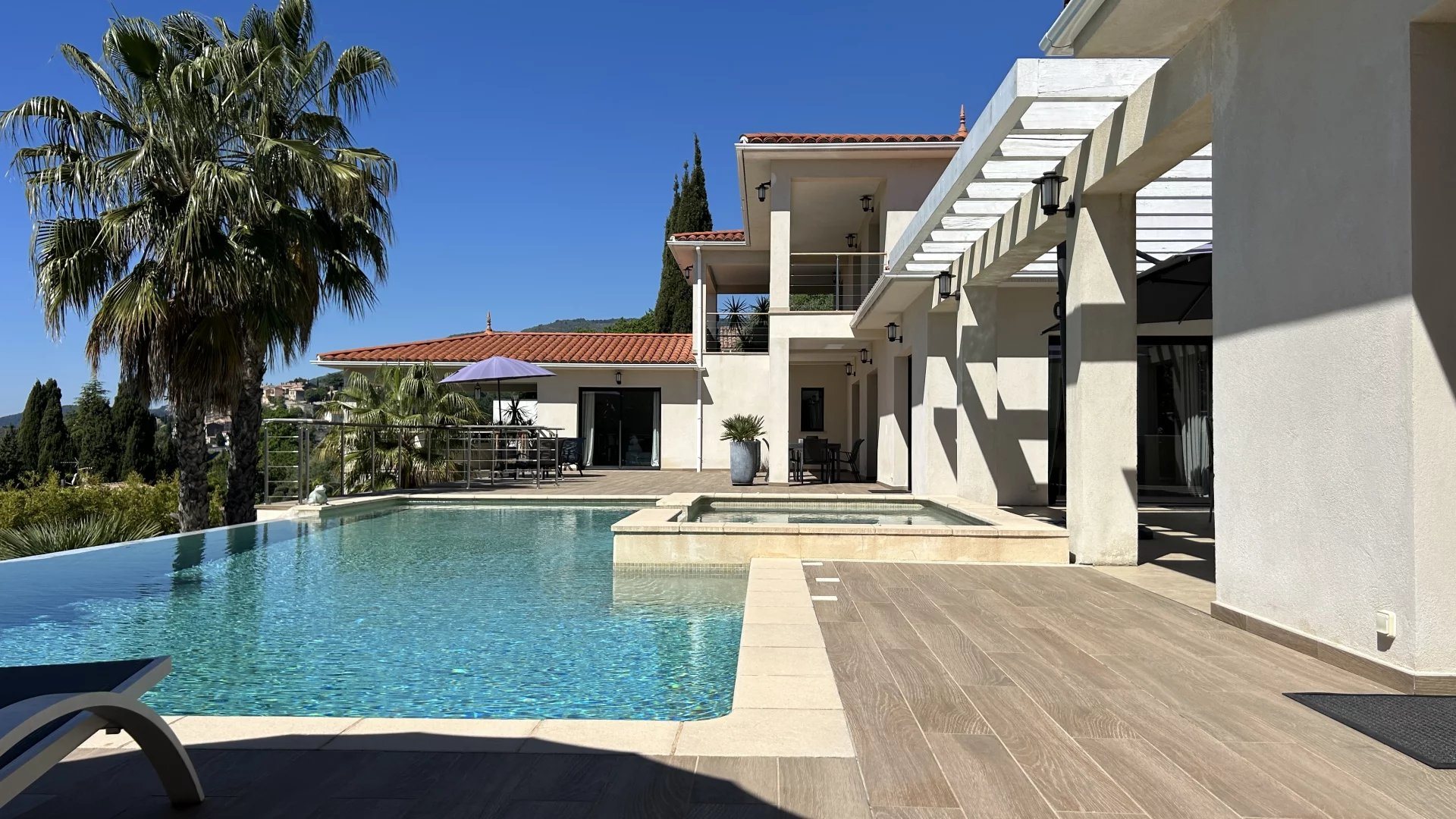 Maison à vendre, 280m², Châteauneuf-Grasse