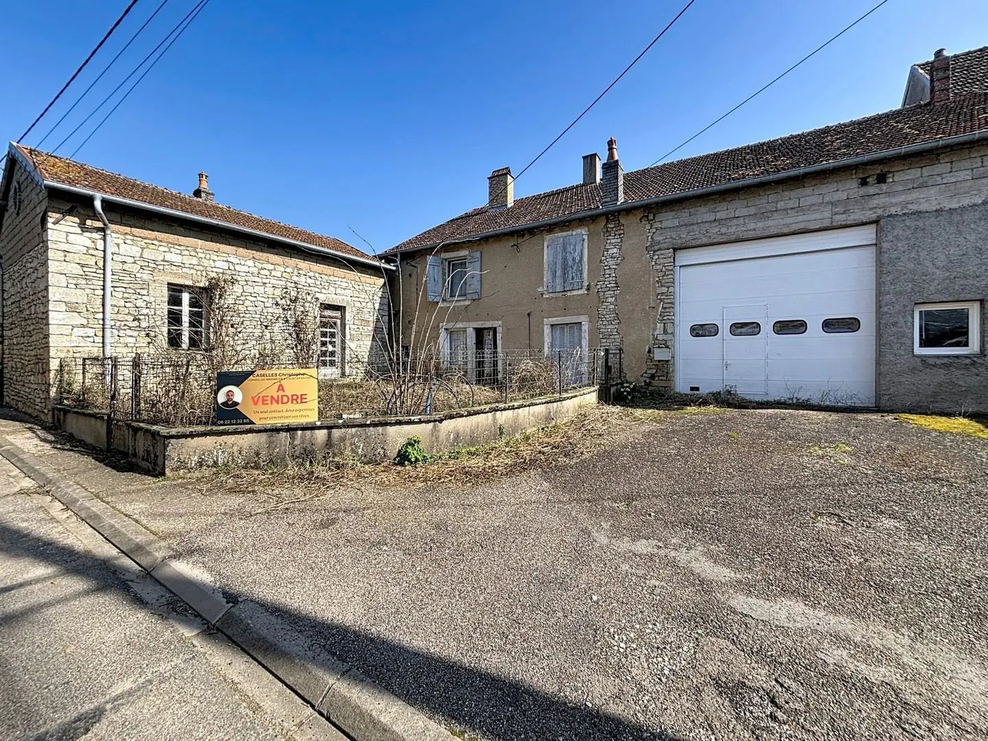 Maison à vendre, 179m², Noidans-le-Ferroux