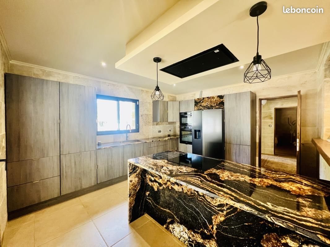Maison à vendre, 165m², Allassac