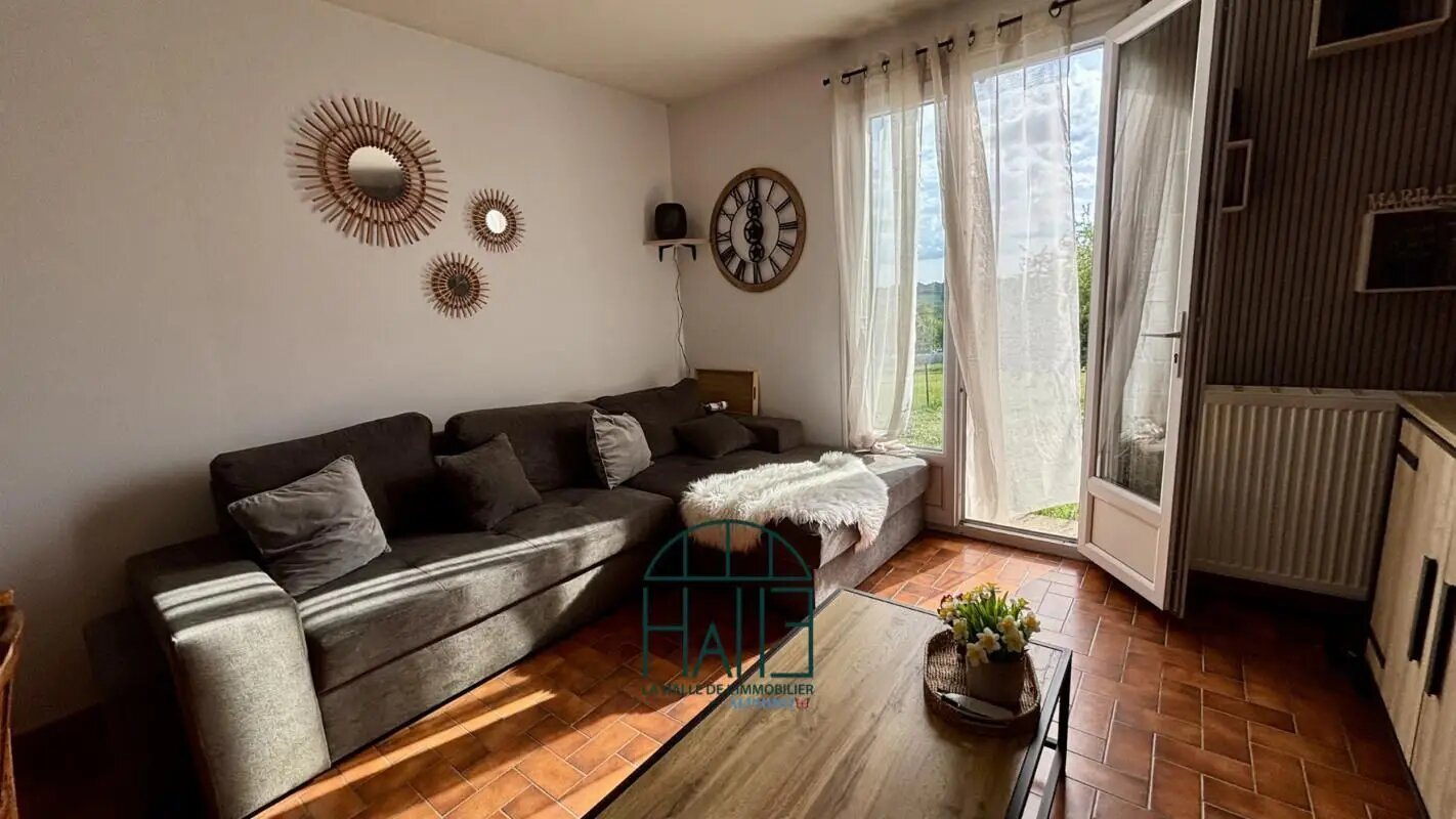 Maison à vendre, 60m², Saint-Cyr-les-Champagnes