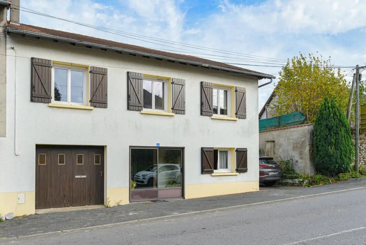 Maison à vendre, 133m², Saint-Yrieix-la-Perche