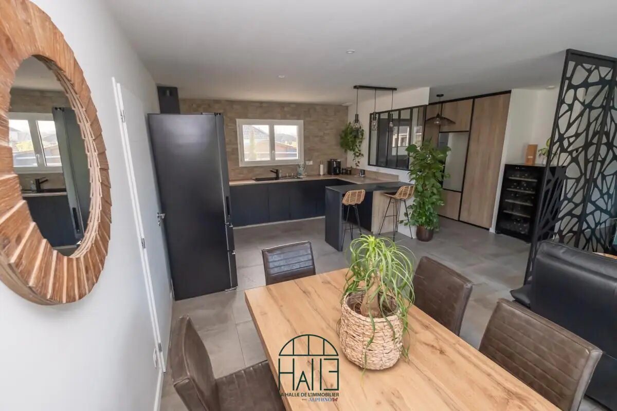 Maison à vendre, 92m², Varetz