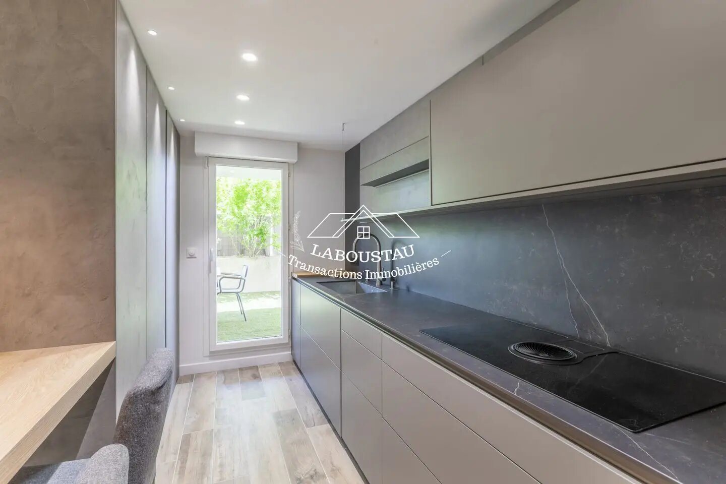 Appartement à louer, 70m², Marseille 9ème
