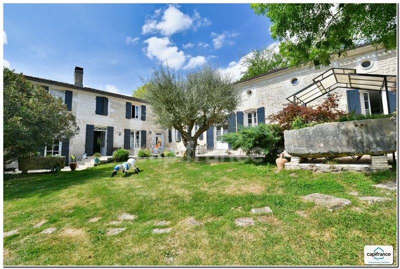 Maison à vendre, 385m², Pons