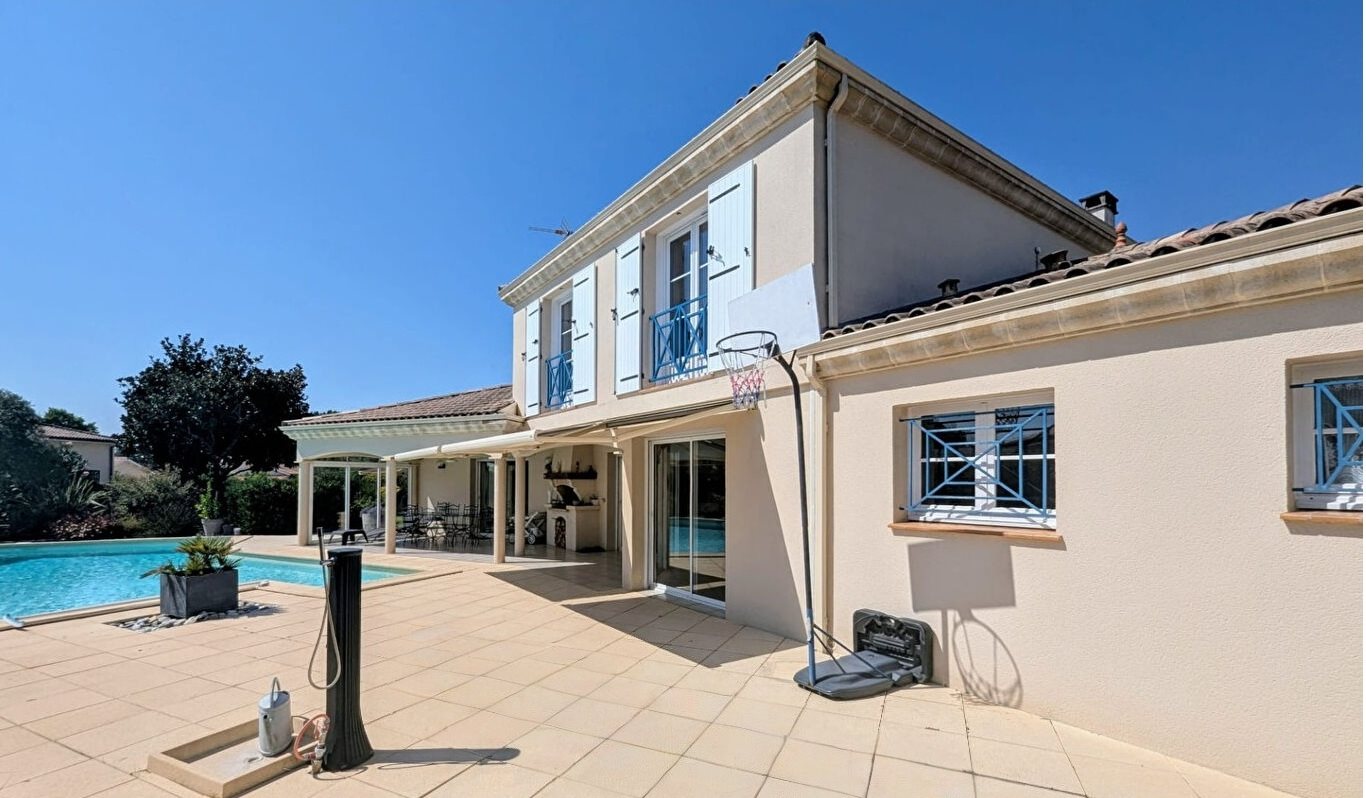 Maison à vendre, 199m², Le Taillan-Médoc