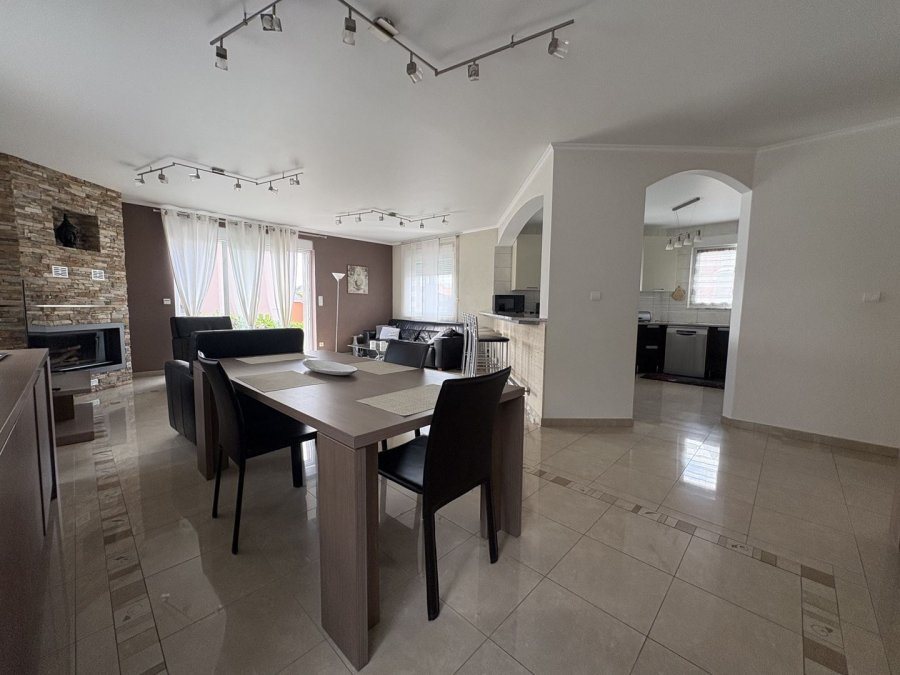 Maison à vendre, 260m², Longlaville