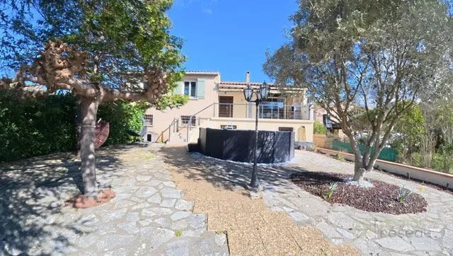 Maison à vendre, 98m², Montazels