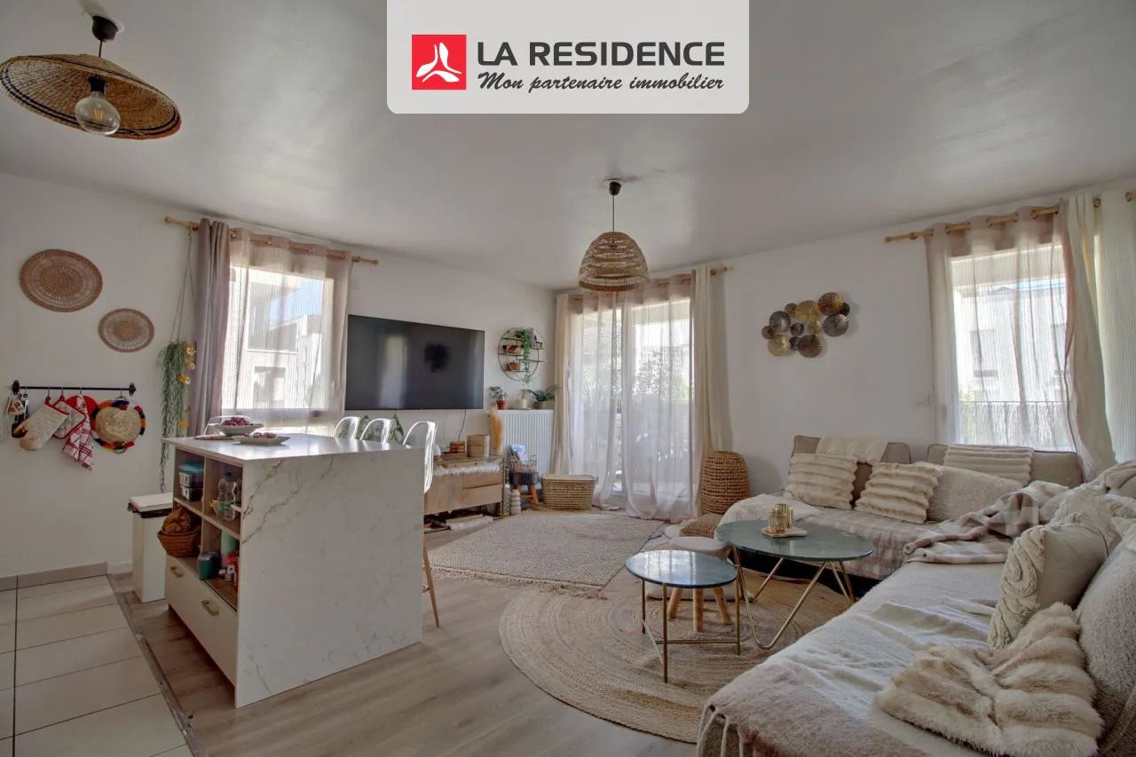 Appartement à vendre, 77m², Cergy