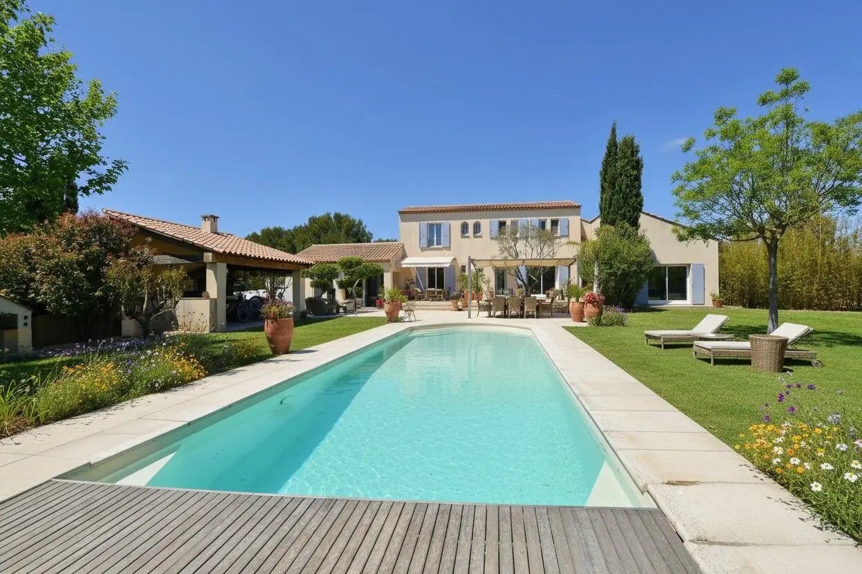 Maison à vendre, 251m², Arles
